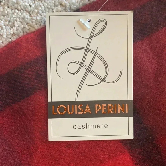 Louisa Perini Cashmere scarf NWT - Picture 3 of 4